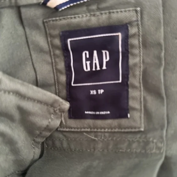 Gap Jacket - Picture 3 of 3